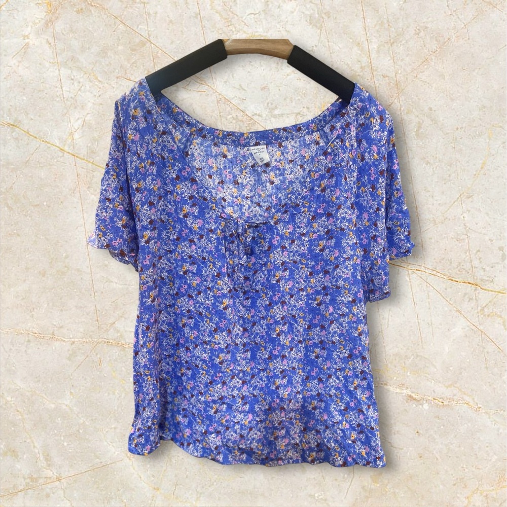 Melrose and Market Blue Short Sleeve Blouse NWT
